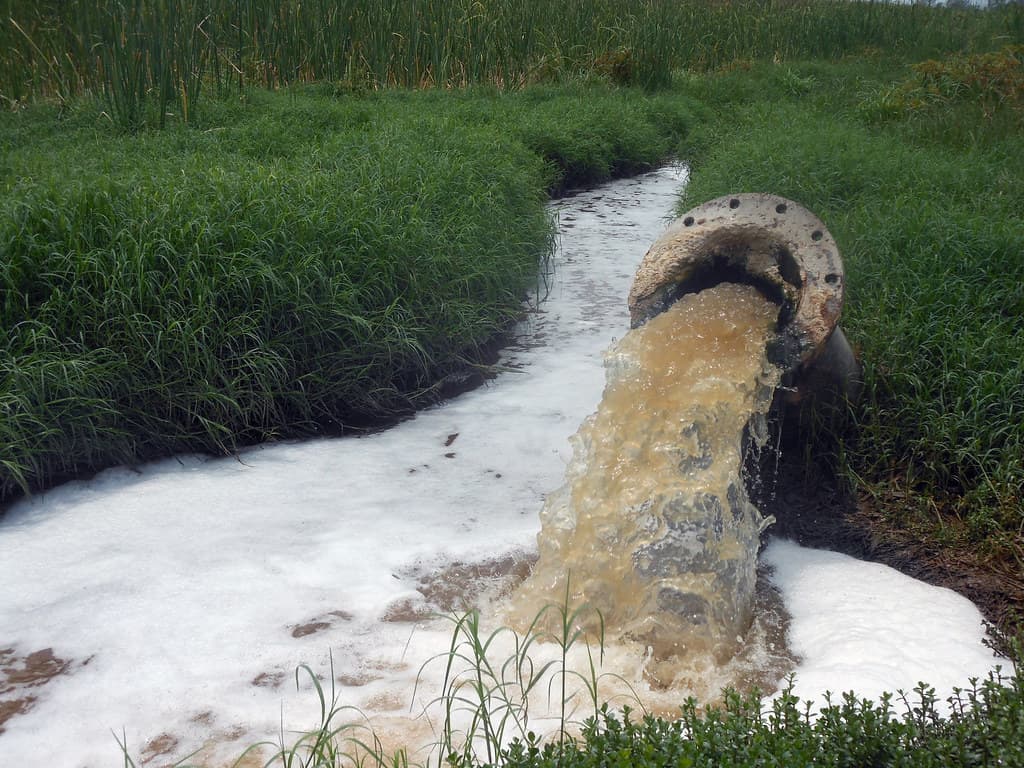 Contaminación del agua por sistemas de drenaje
